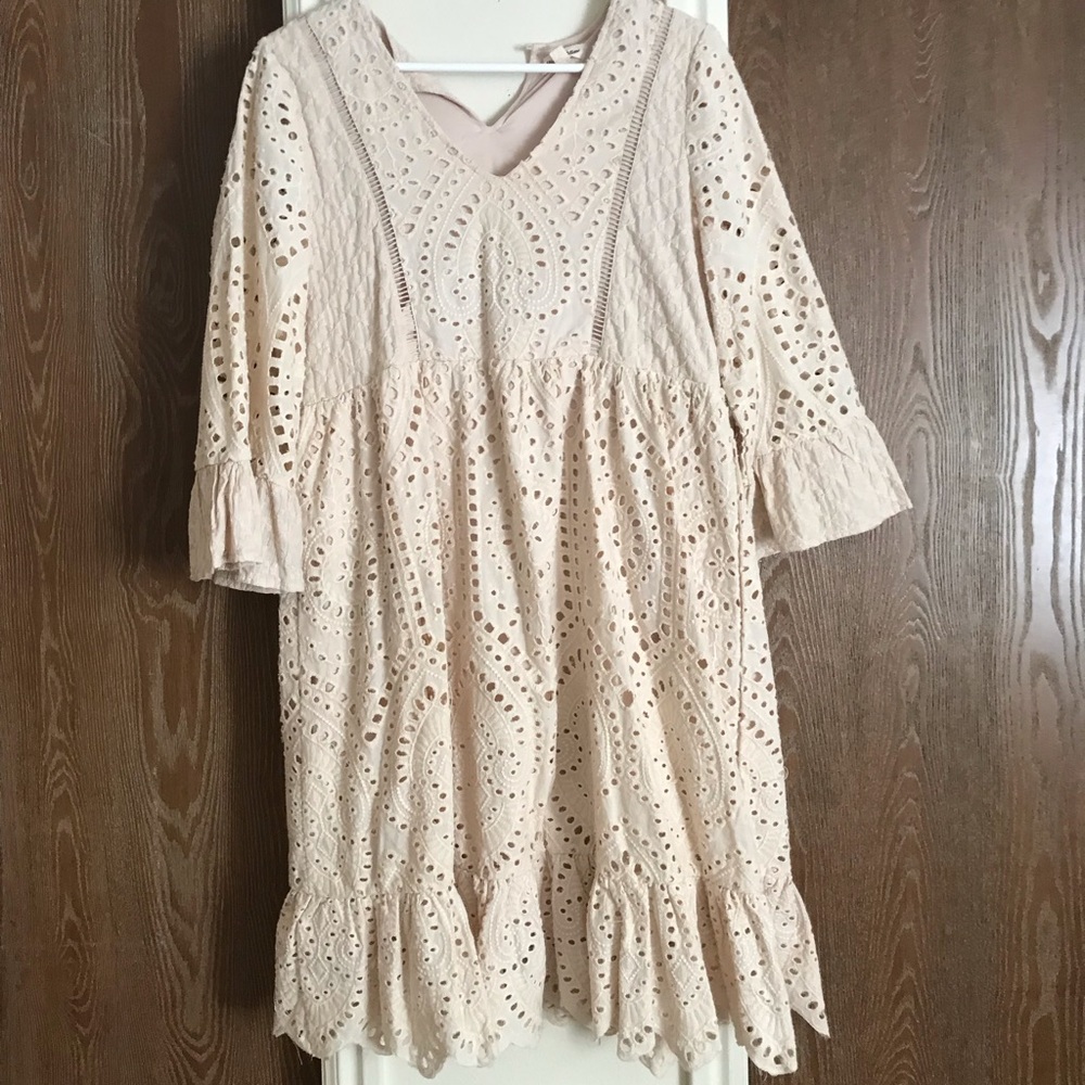 Ivory lace dress for sale!